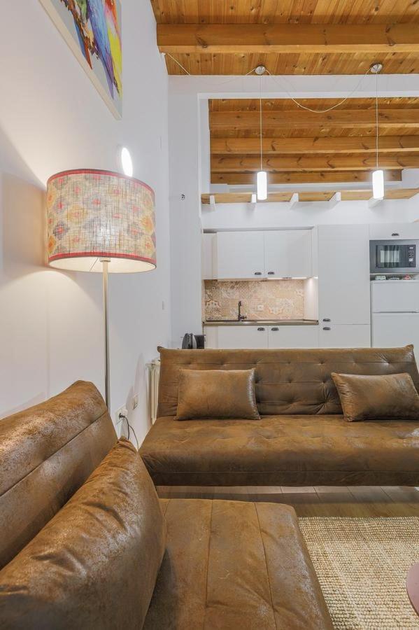 Alohamundi Castellar Appartement Sevilla Buitenkant foto